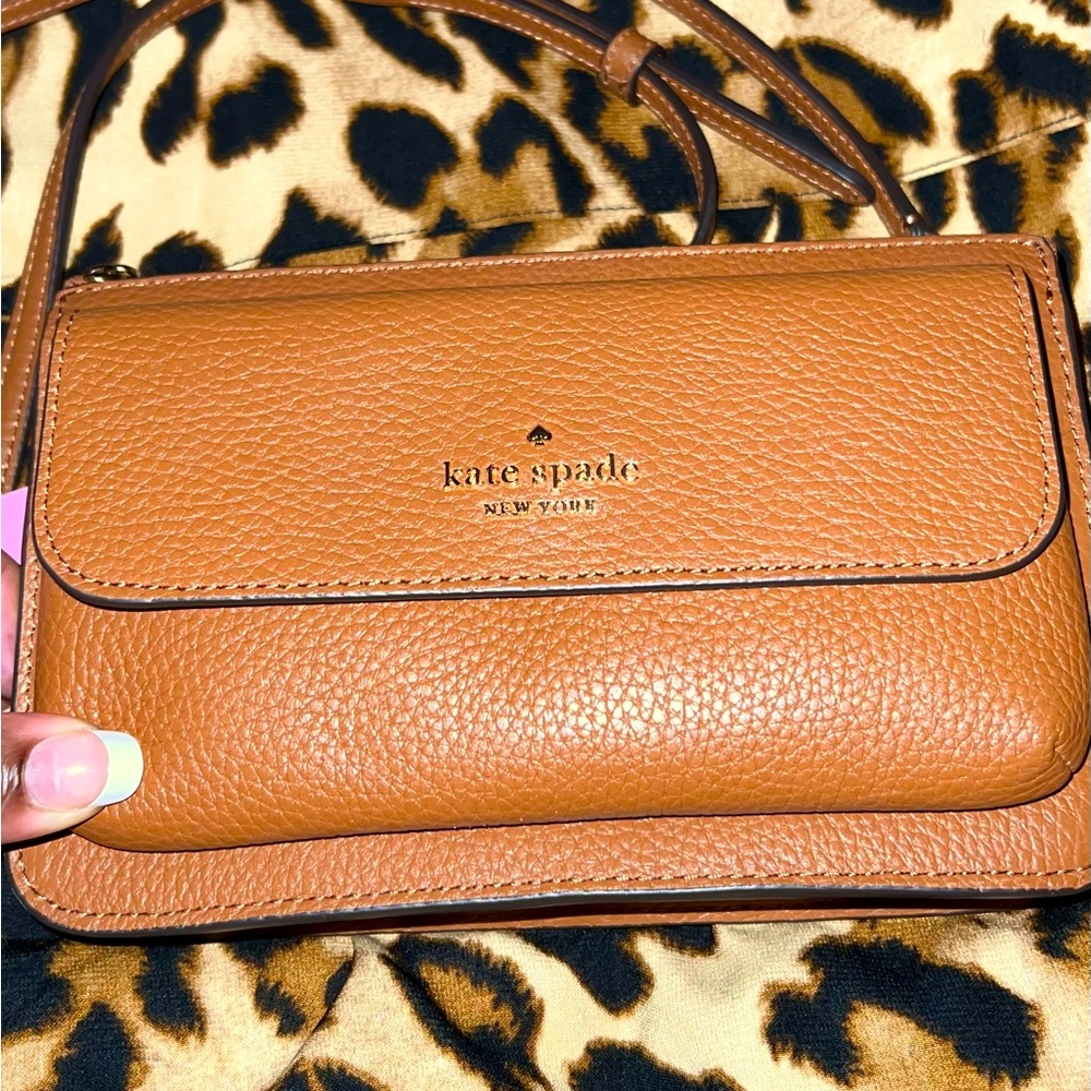 KATE SPADE LEILA PEDDLED LEATHER SMALL FLAP CROSSBODY BAG IN GINGERBREAD